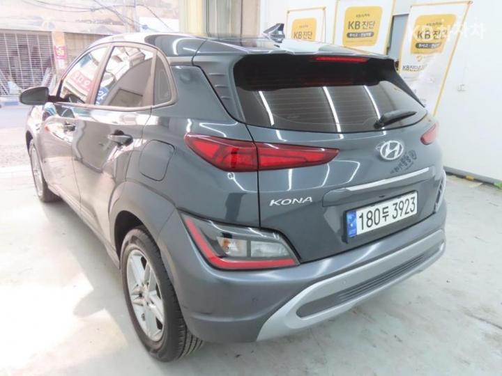 Hyundai Kona 2.0 Gasoline 2WD Modern 5