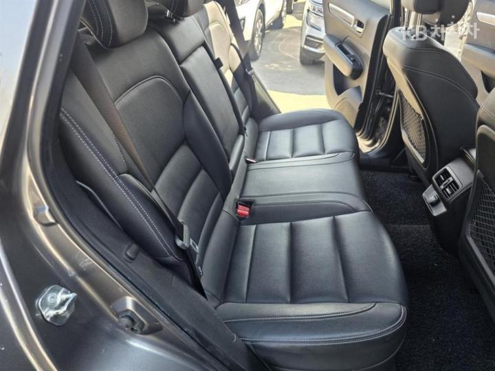 Renault QM6 2.0 LPe 2WD RE 9