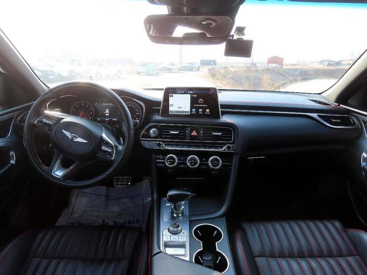 Genesis G70 2.0T AWD Sport Package 10