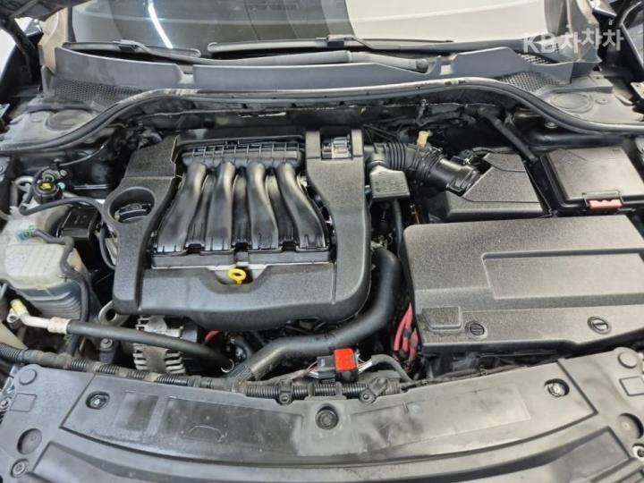 Renault SM5 New Platinum SE Art 6