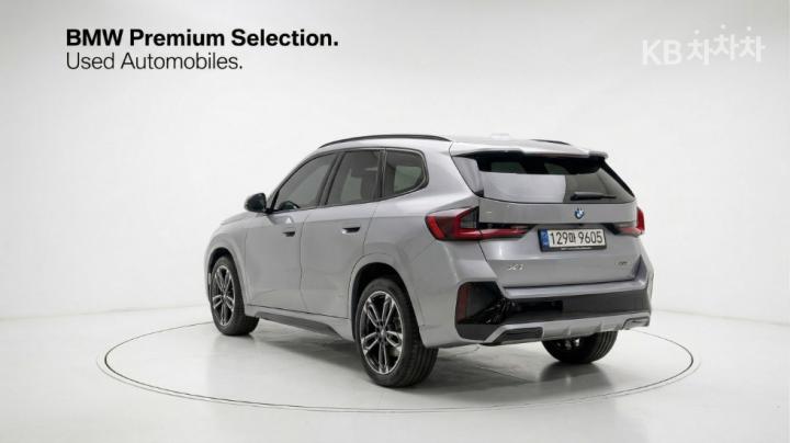 BMW X1 U11 xDrive20i M Sport 5