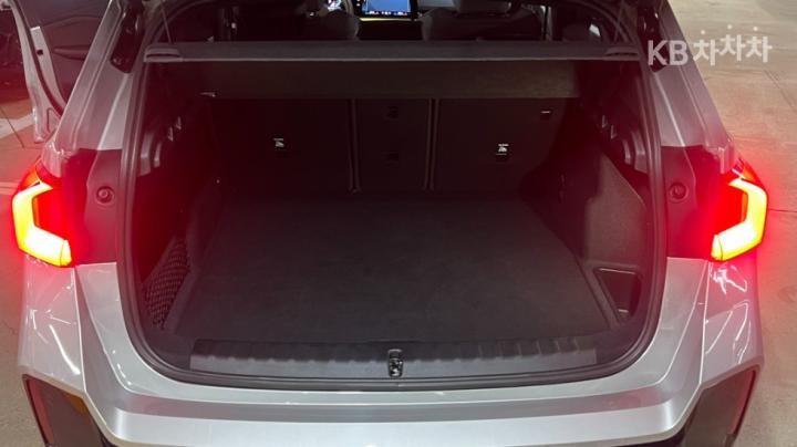 BMW X1 U11 xDrive20i M Sport 8