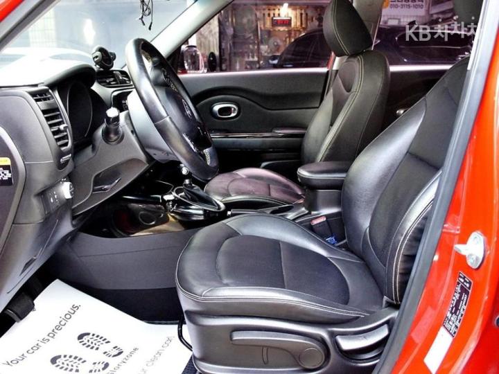 Kia Soul 1.6 GDi Prestige 6