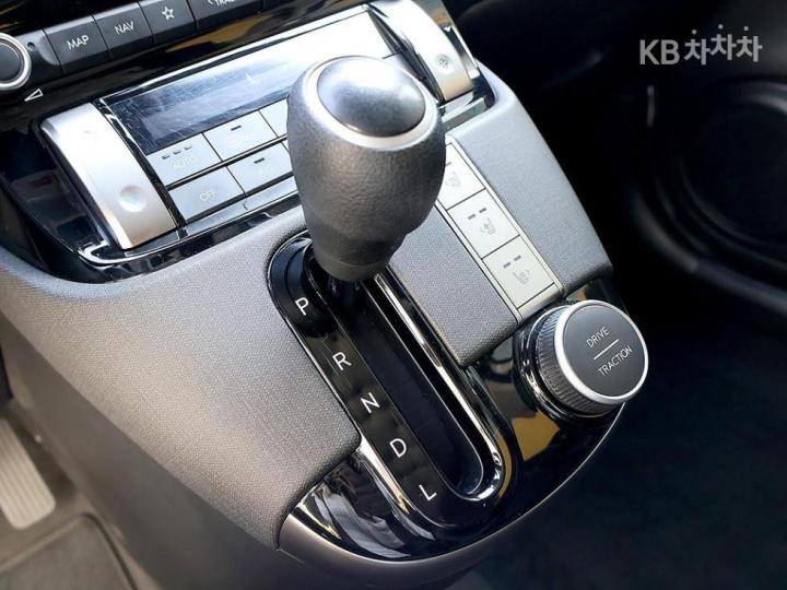 Hyundai Casper 1.0 Gasoline Inspiration 8