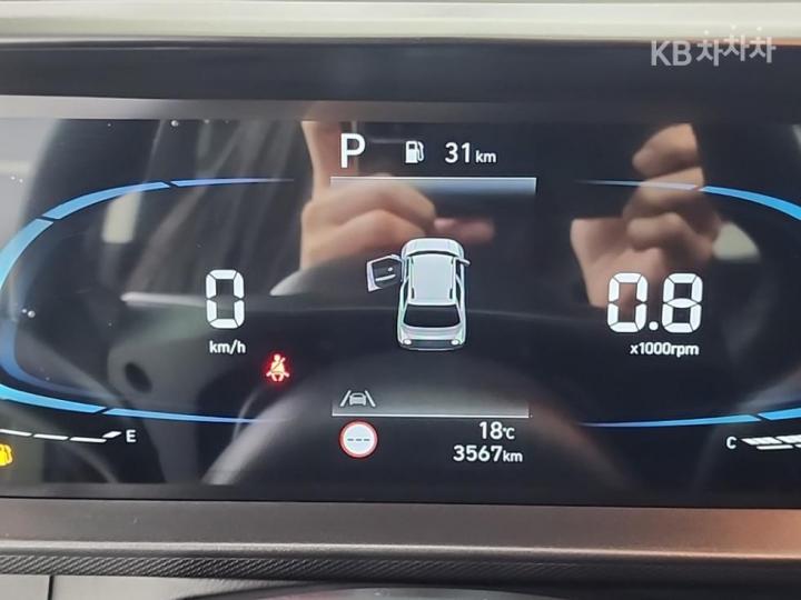 Hyundai Casper 1.0 Gasoline The Essential 7