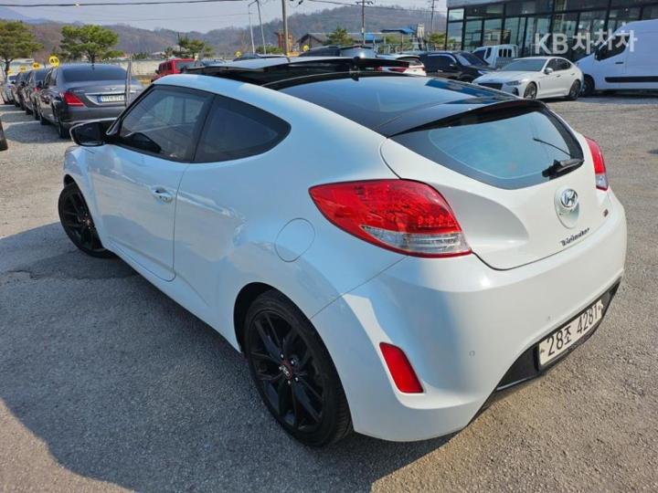 Hyundai Veloster PYL Base Type 6