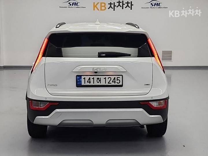 Kia Niro The 1.6 HEV Prestige 4