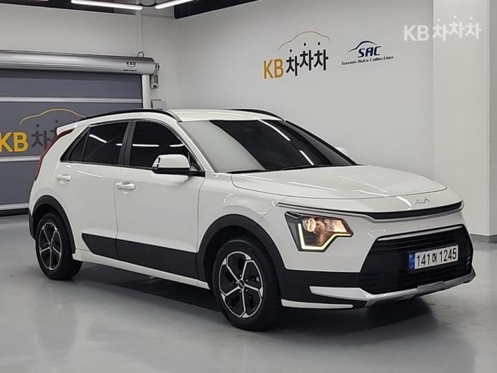 Kia Niro The 1.6 HEV Prestige 5