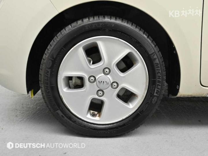 Kia Ray 1.0 Gasoline Luxury 6