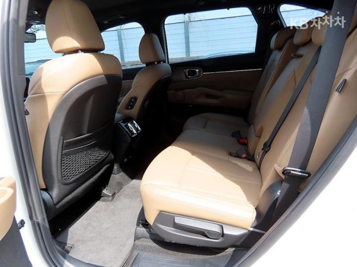 Kia Sorento MQ4 2.5 T-GDI AWD Signature Gravity 7