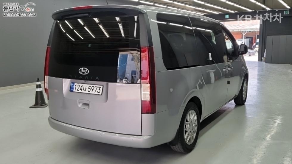 Hyundai Staria — miniaturë 2