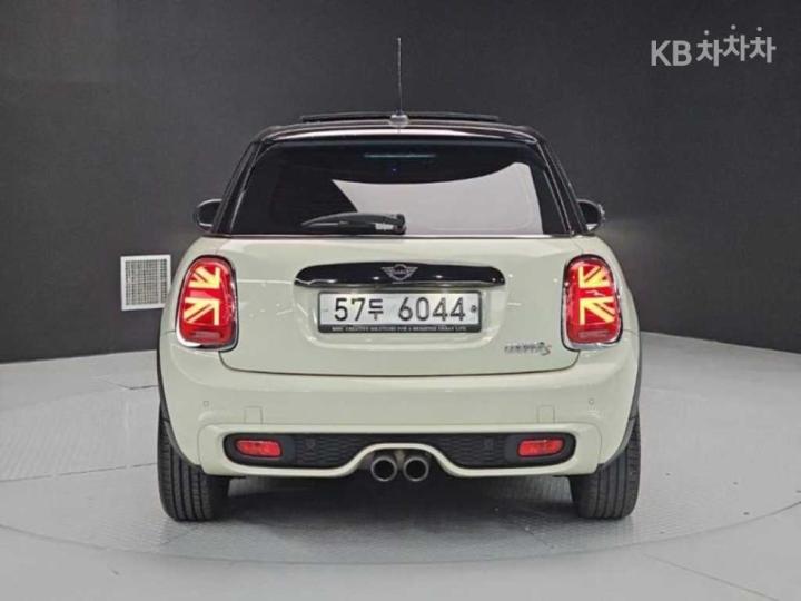 Mini Cooper 5 Duo S 1.6 4