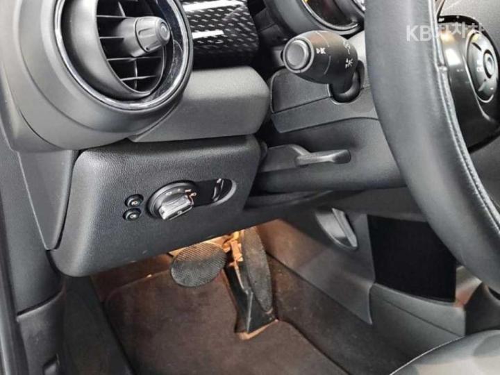 Mini Cooper 5 Duo S 1.6 10