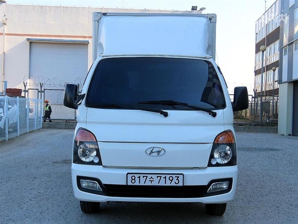 Hyundai 포터2 초장축 내장탑차 슈퍼캡 PLUS - фото 1