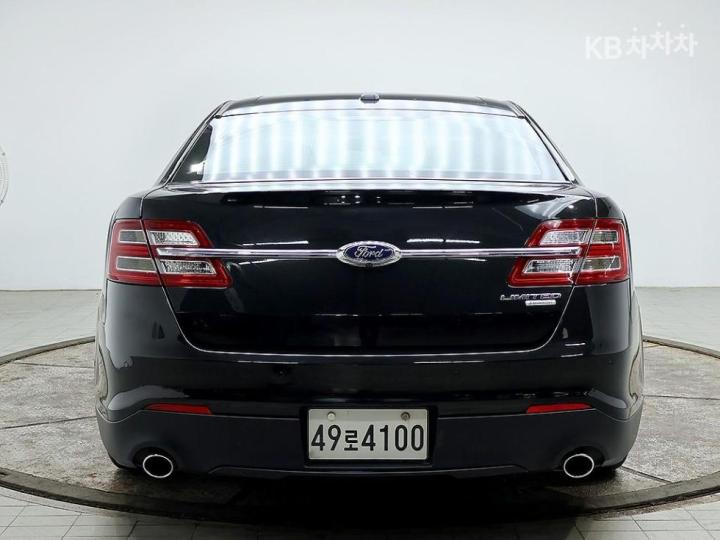 Ford Taurus New 2.0 Limited EcoBoost 4