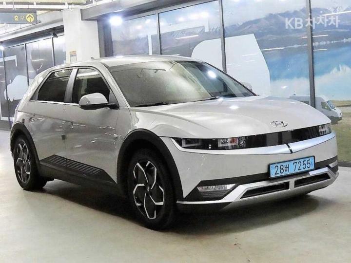 Hyundai IONIQ 5 2WD Long Range Package 2