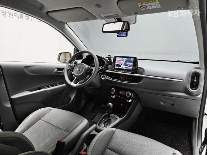 Kia Morning Urban JA 1.0 Gasoline Prestige 7