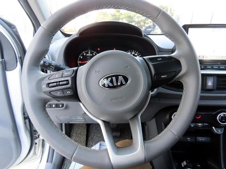 Kia Morning Urban JA 1.0 Gasoline Prestige 9
