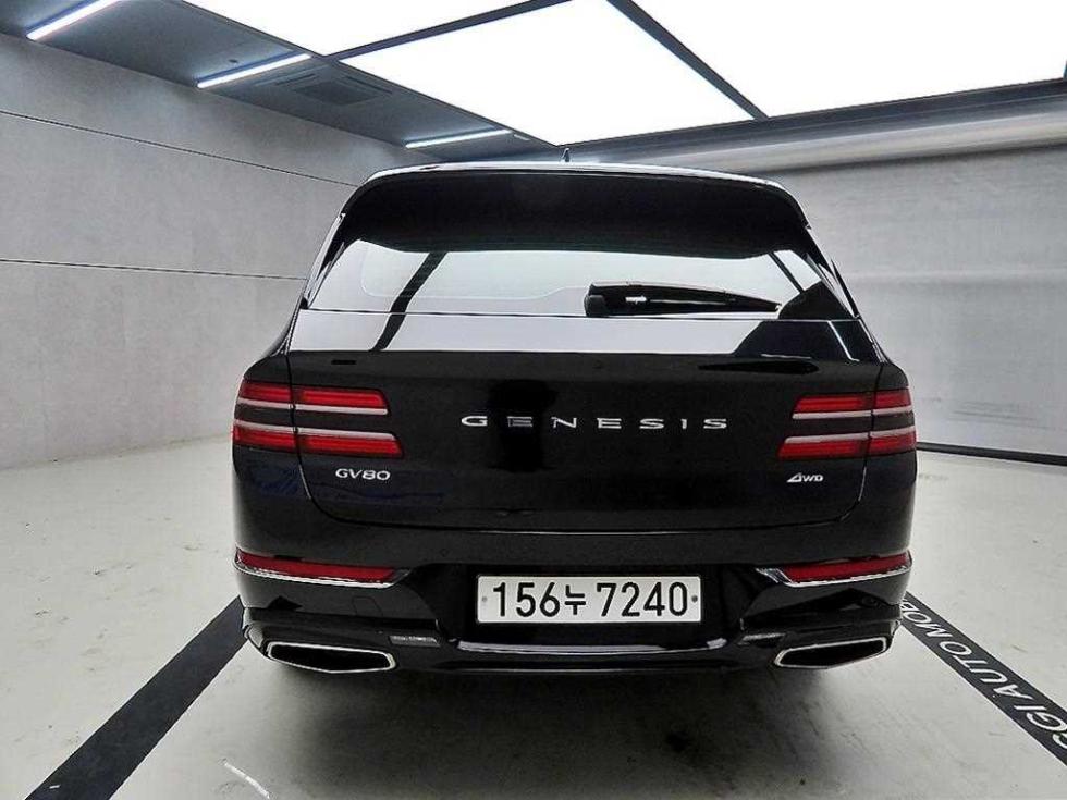 2023 Genesis GV80 photo