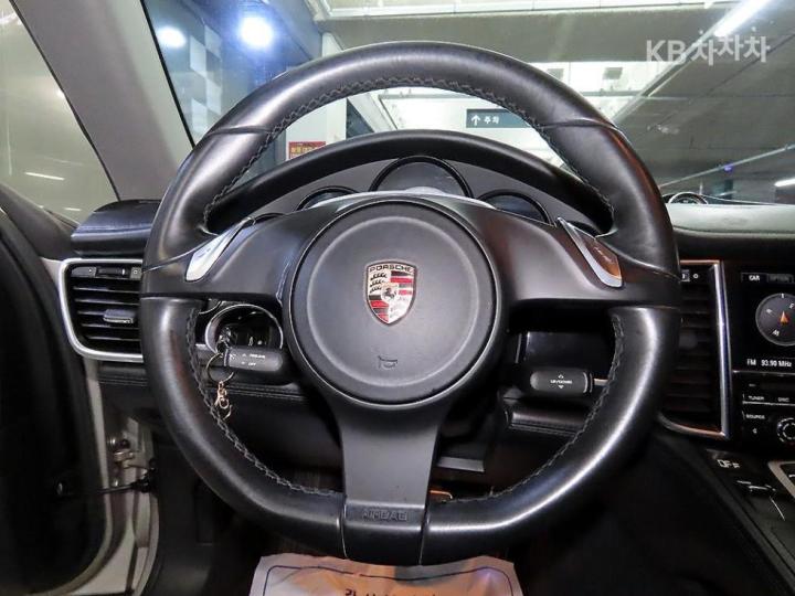 Porsche Panamera 4.8 4S 970 9