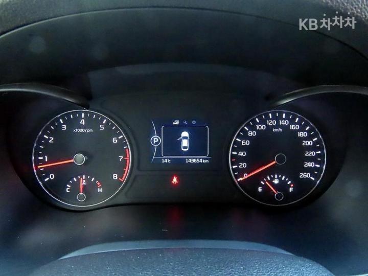 Kia K5 2.0 LPI SX Luxury 10