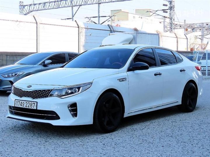 Kia K5 2.0 lpi sx  luxury — foto 1