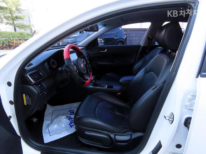 Kia K5 — miniaturë 4