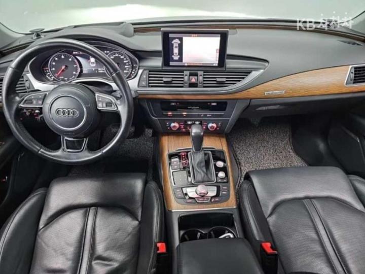 Audi A7 50 TFSI Quattro Premium 4G 6
