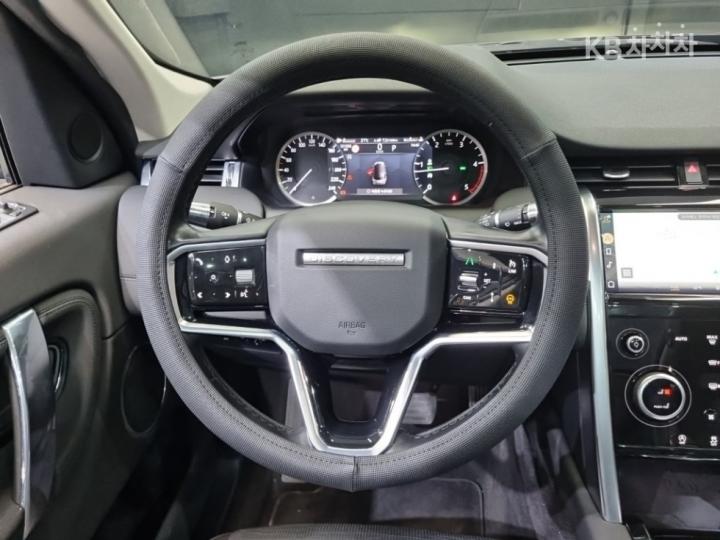 Land Rover Discovery Sport D200 S 10