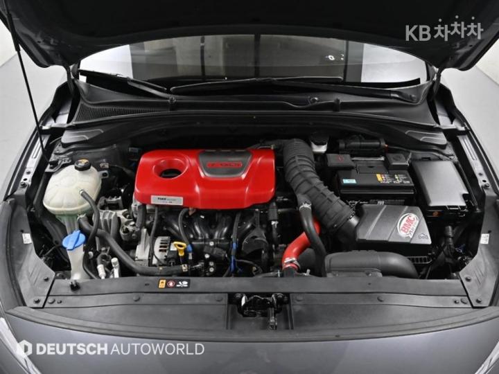 Hyundai i30 PD 1.6 Turbo N Line 7