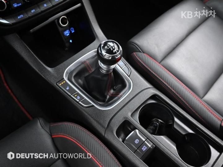 Hyundai i30 PD 1.6 Turbo N Line 10