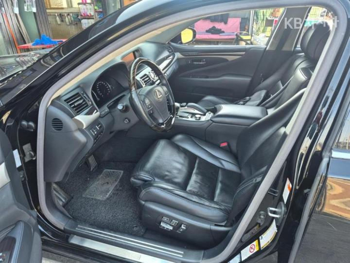 Lexus LS 600 hL XF40 06 year ~ 6