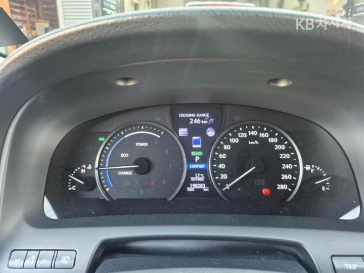 Lexus LS 600 hL XF40 06 year ~ 9