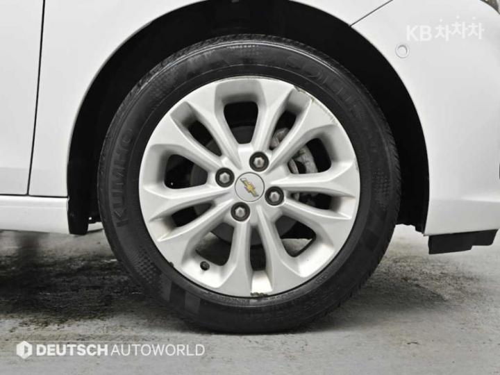 Chevrolet Spark Premier Base Type 6