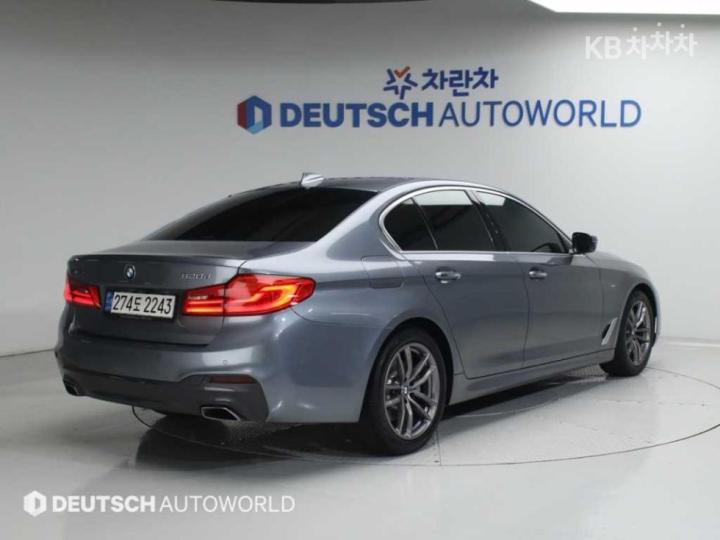 BMW 5 Series G30 520d xDrive M Sport Package Plus 3