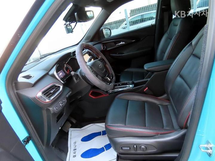 Chevrolet Trailblazer 1.35 Gasoline 2WD RS 6