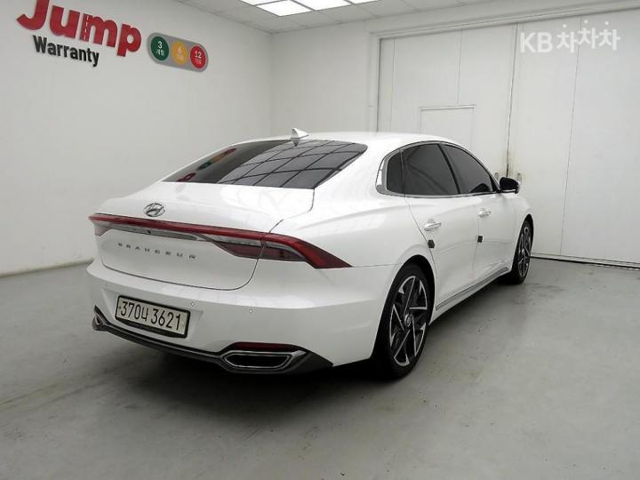 Hyundai Grandeur LPi 3.0 Exclusive 5