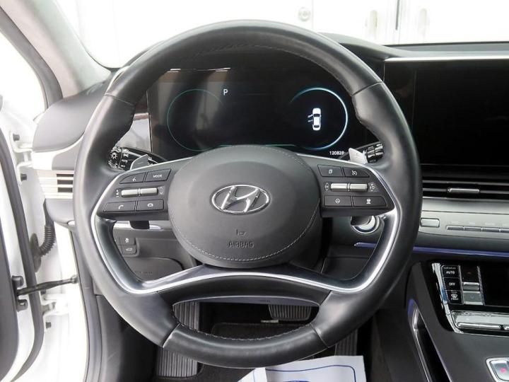 Hyundai Grandeur LPi 3.0 Exclusive 10