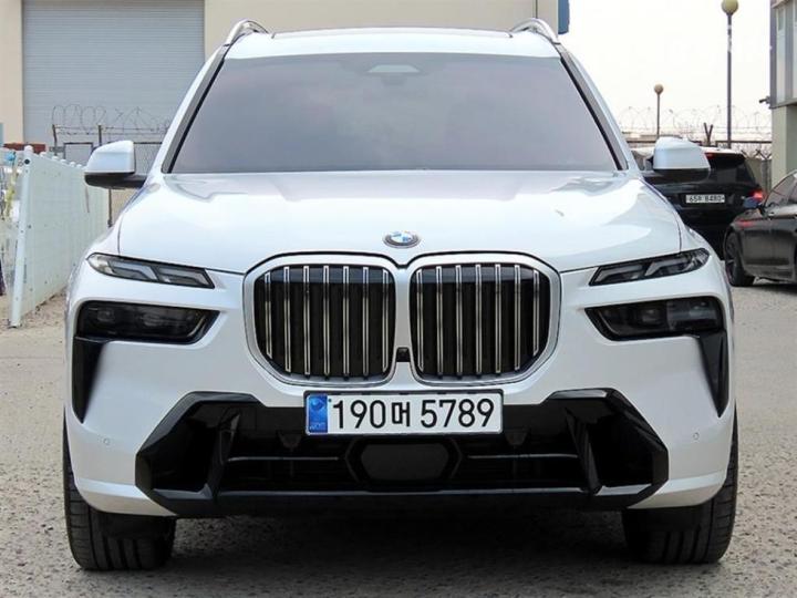 BMW X7 G07 xDrive 40i M Sport 2