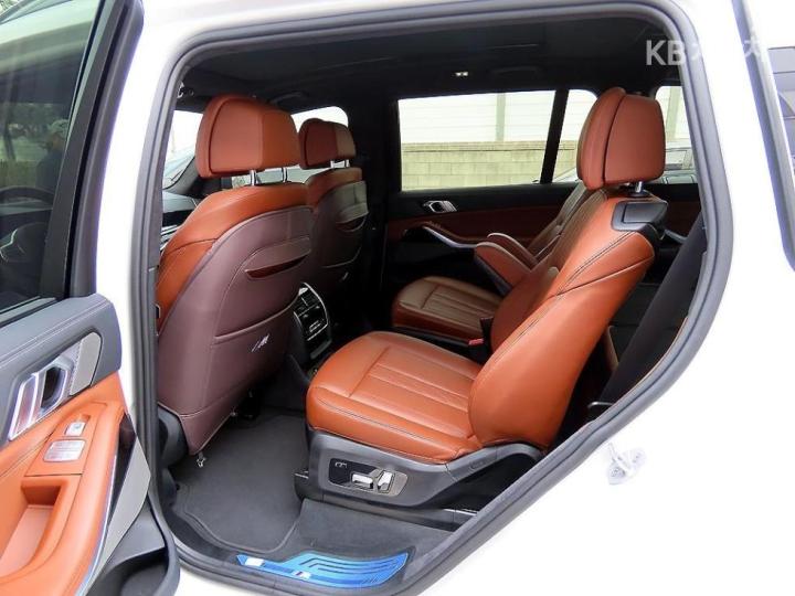 BMW X7 G07 xDrive 40i M Sport 7