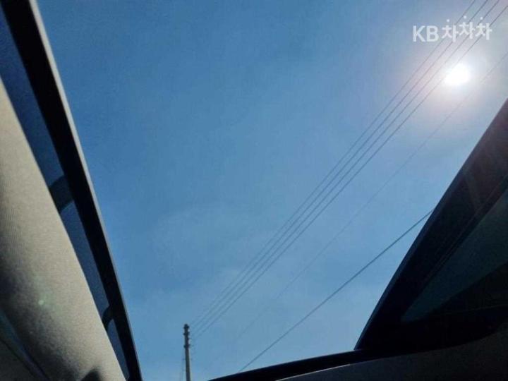 Mercedes-Benz E-Class W213 E300 Avantgarde 9