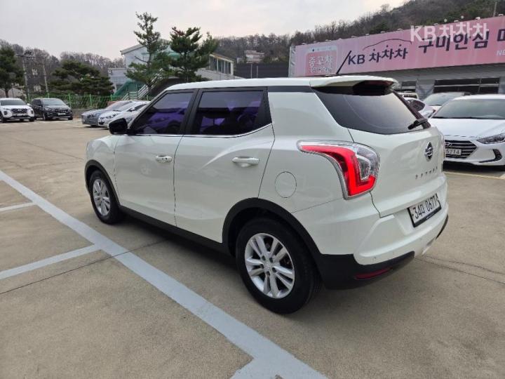 KG Mobility (Ssangyong) Tivoli Gasoline VX 6