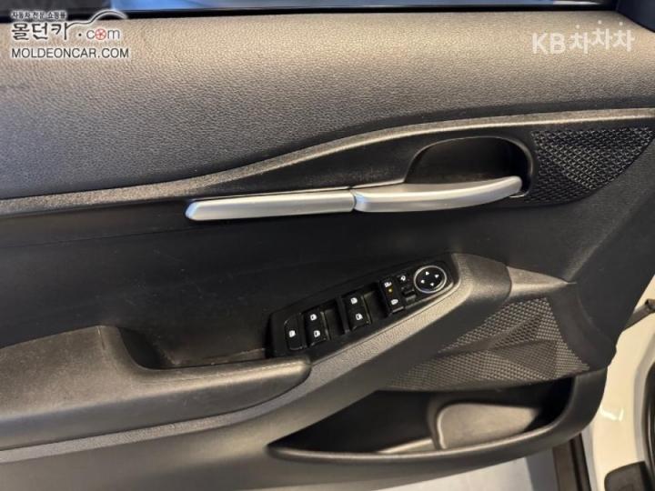 Kia Seltos SP2 1.6 T-GDI 2WD Prestige 6