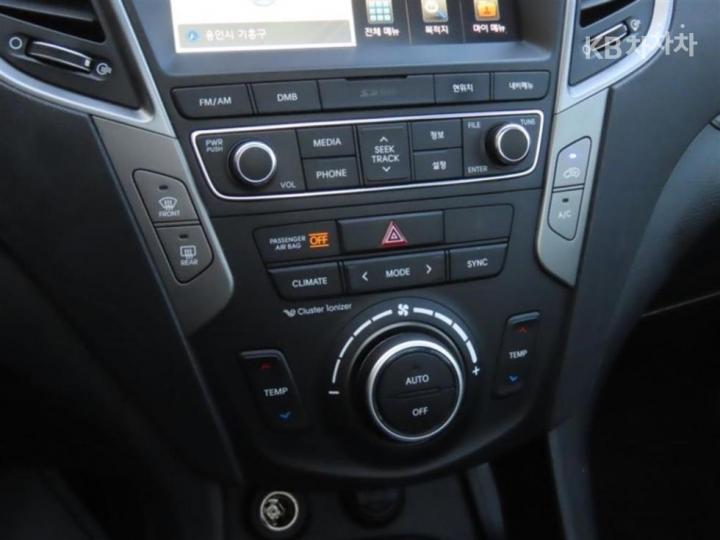 Hyundai Santa Fe The Prime Diesel R2.0 2WD Premium 8