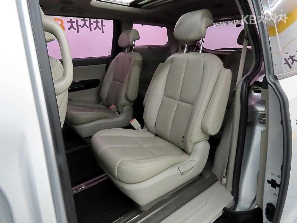 2016 - kia carnival
