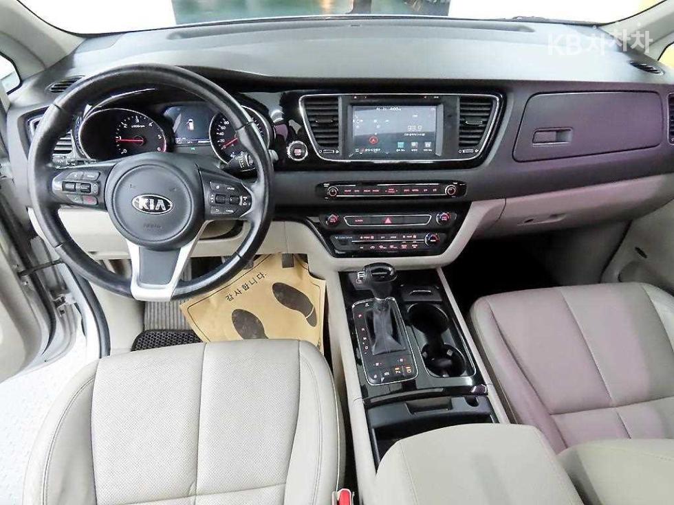 2016 - kia carnival