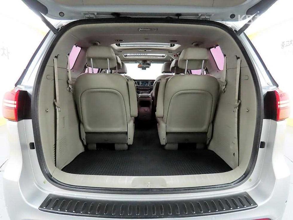 2016 - kia carnival