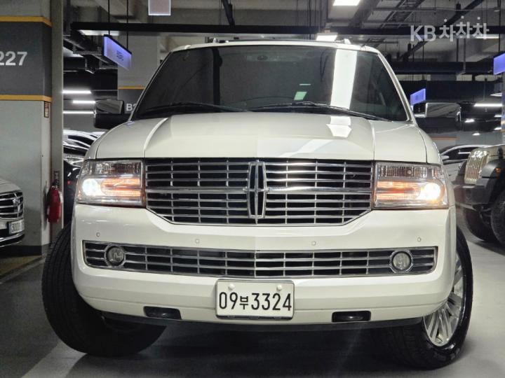 Lincoln Navigator 5.4L V8 U326 Luxury 06 year ~ 3