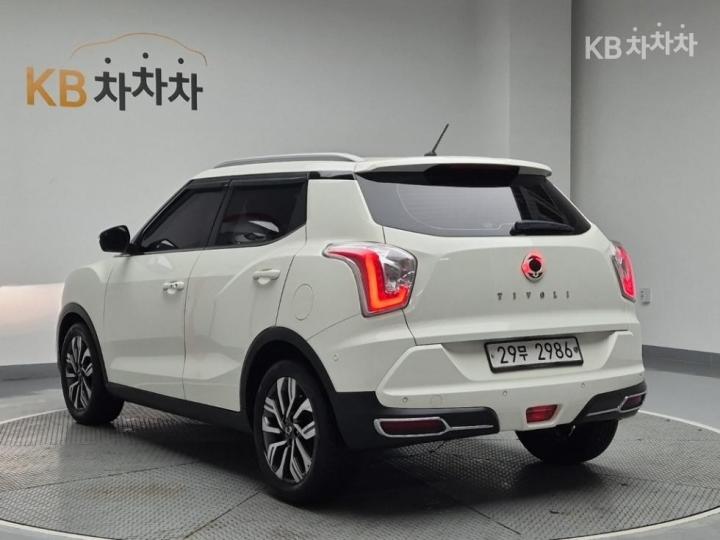 KG Mobility (Ssangyong) Tivoli Armor 1.6 Gasoline Gear Plus 2WD 3