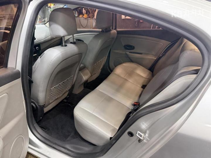 Renault SM3 New SE Black Base Type 8